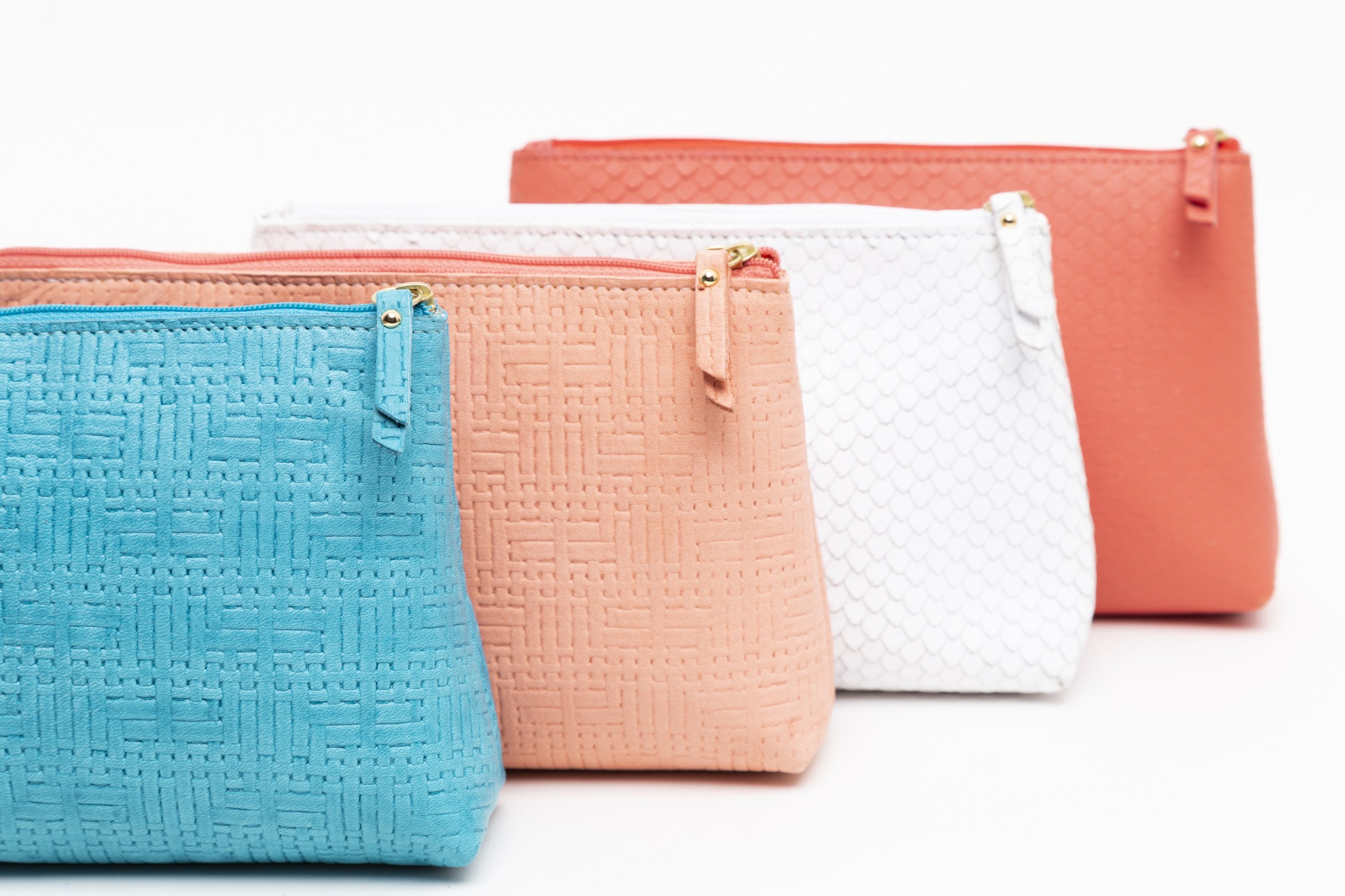 Vesper turquoise basketweave-embossed leather makeup case, front view